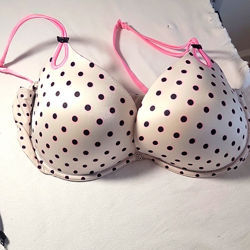 Victoria's secret bra